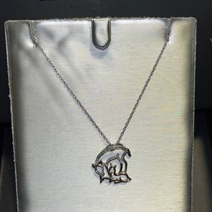 Baby an mama dear white gold an yellow gold 24c with diamonds